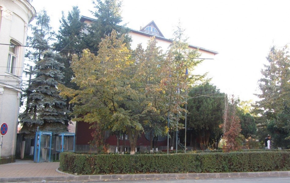 Commercial building, Simleu Silvaniei