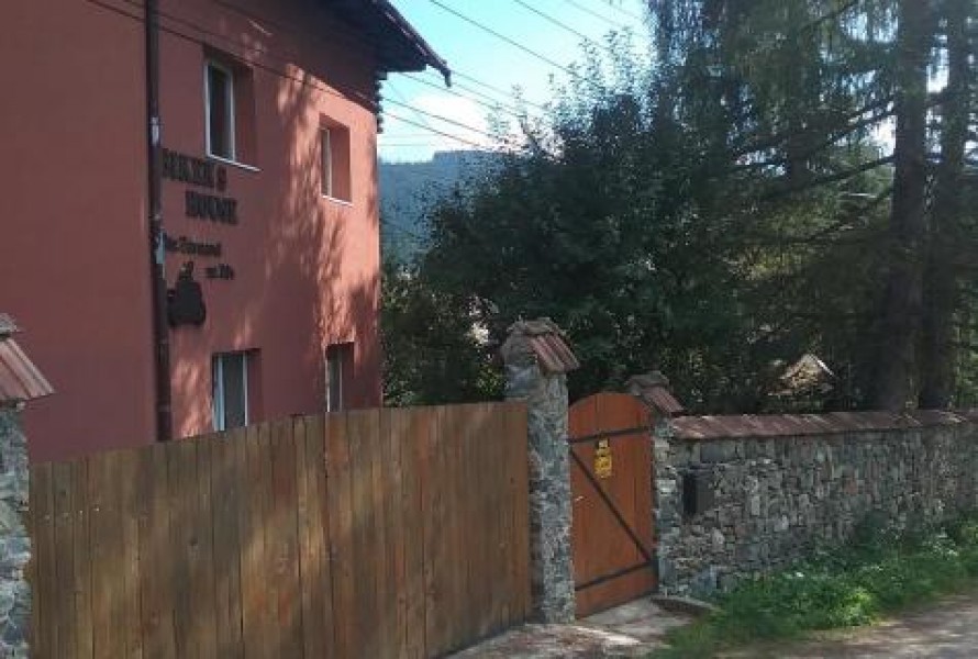 Vatra Dornei house, Suceava County