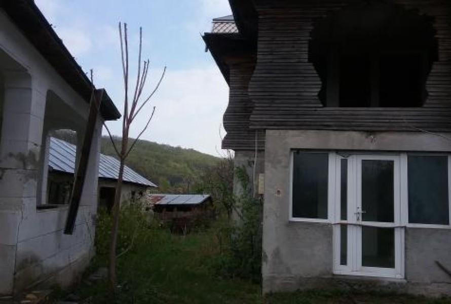 6-room house, Pitulusa, Vrancea County